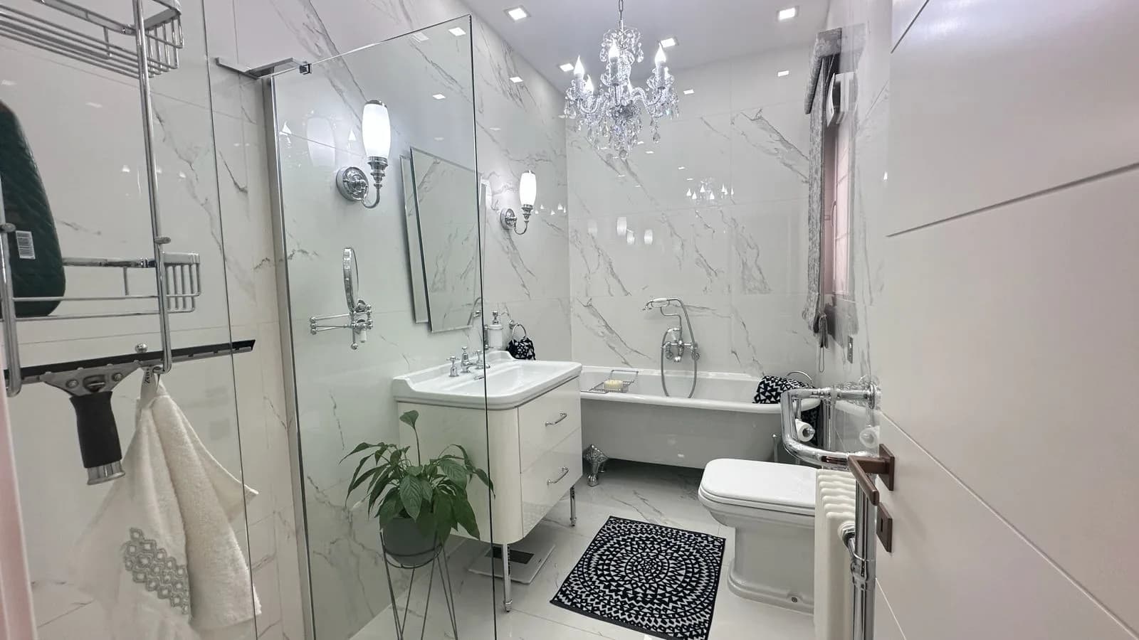 Modern 2 Bedroom Penthouse with Large Terrace in Iklin — photo 14