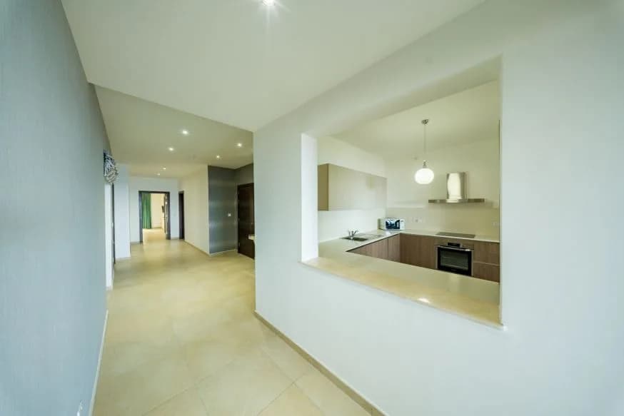 SOLD. Spacious Luxury 3 Bedroom Apartment in Sliema — foto 4